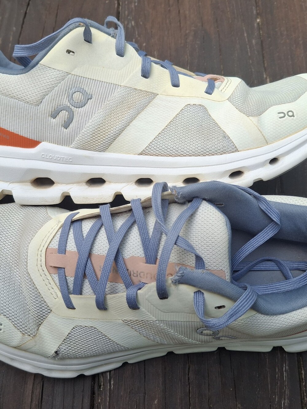 On Cloudrunner 2 Womens Size 9 - Picture 4 of 16